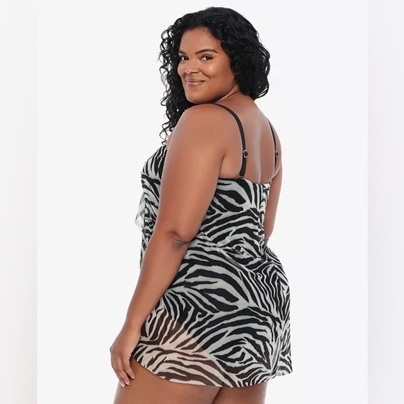 Lauren RALPH LAUREN Plus Size Zebra Print Flyaway One Piece size 18W zebra - Picture 4 of 13
